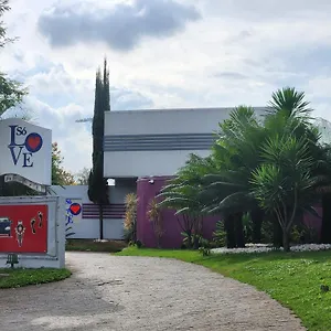 So 3 Motel para Casais